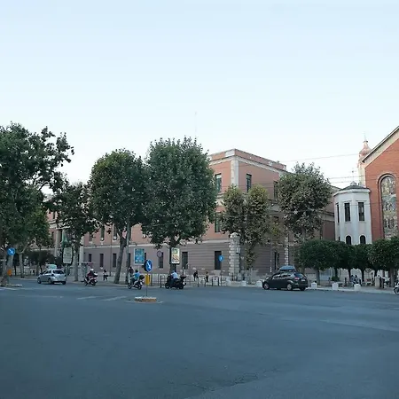 Gasthof Savoia International_lt_bari Stazione